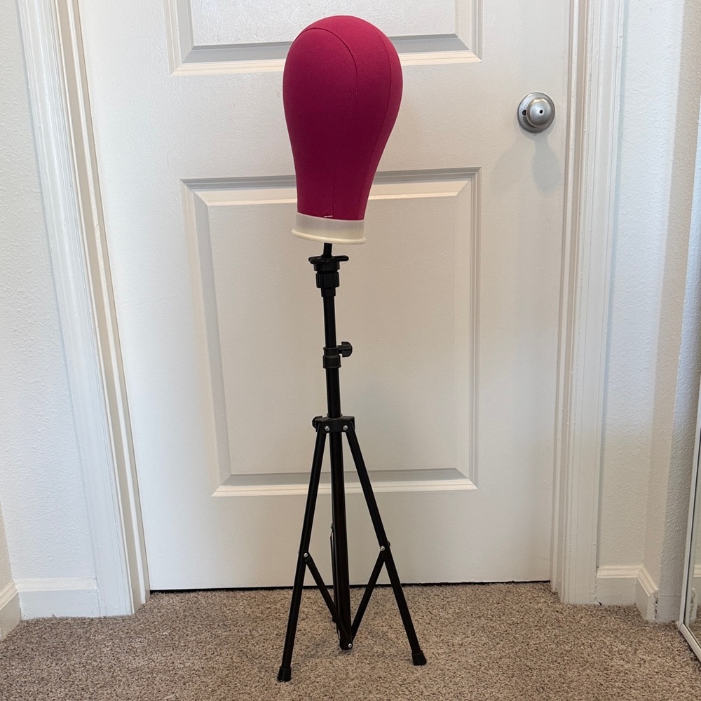 Adjustable Black Tripod with Pink Mannequin Head